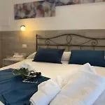 بيت ضيافة Residenza Al Castello كارلوفورتي