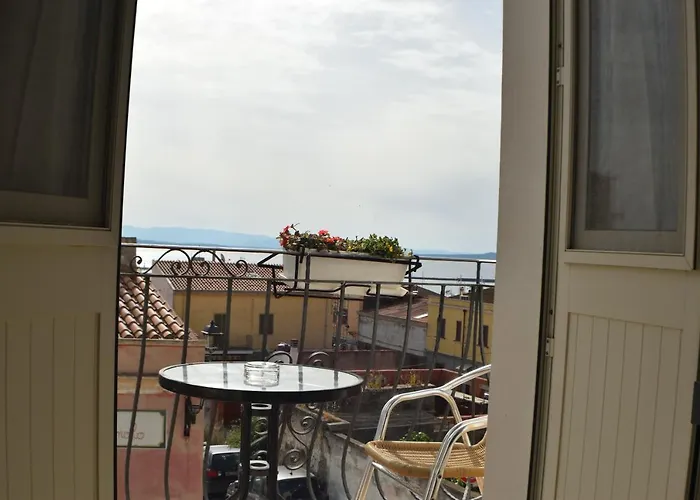 Residenza Al Castello 招待所 卡洛福泰