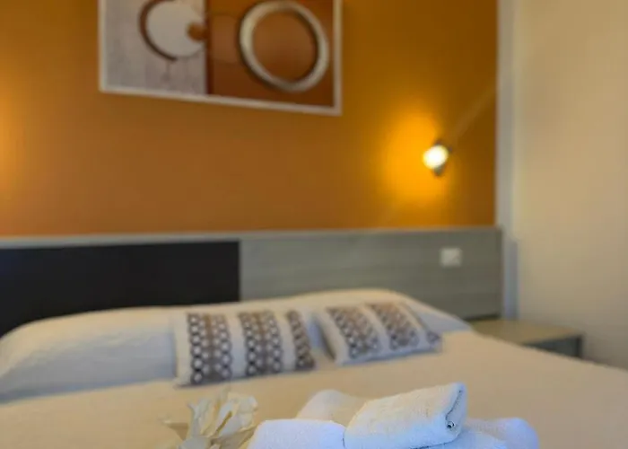 招待所 Residenza Al Castello 4*